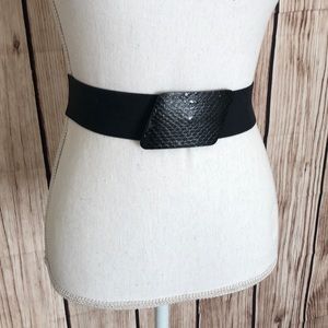 Black Stretch Belt w/Faux Alligator Buckle Small